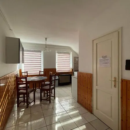 Apartment Kyra Apartman